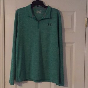 Under Armour Loose Heat Gear T-shirt. Size L.